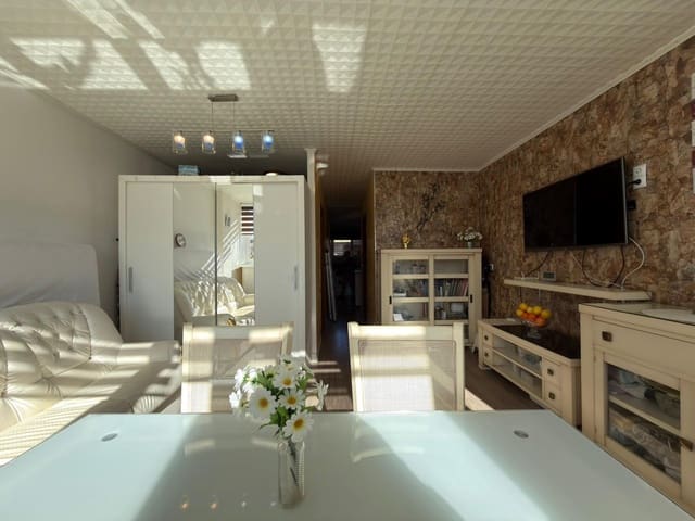 1 makuuhuone Huoneisto myytävänä paikassa Centro, Torrevieja mukana uima-altaan - 107 900 € (Ref: 9482069)