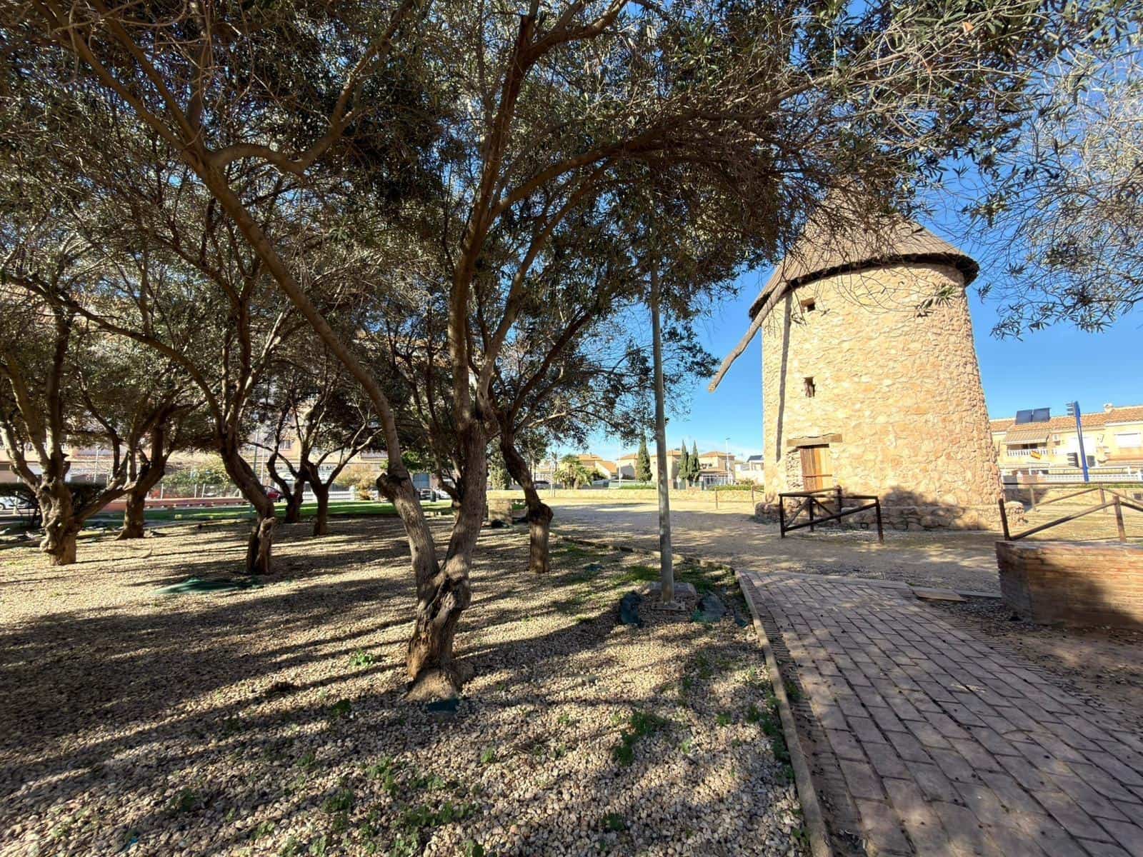 1 makuuhuone Huoneisto myytävänä paikassa Torrevieja mukana uima-altaan - 107 900 € (Ref: 9482069)