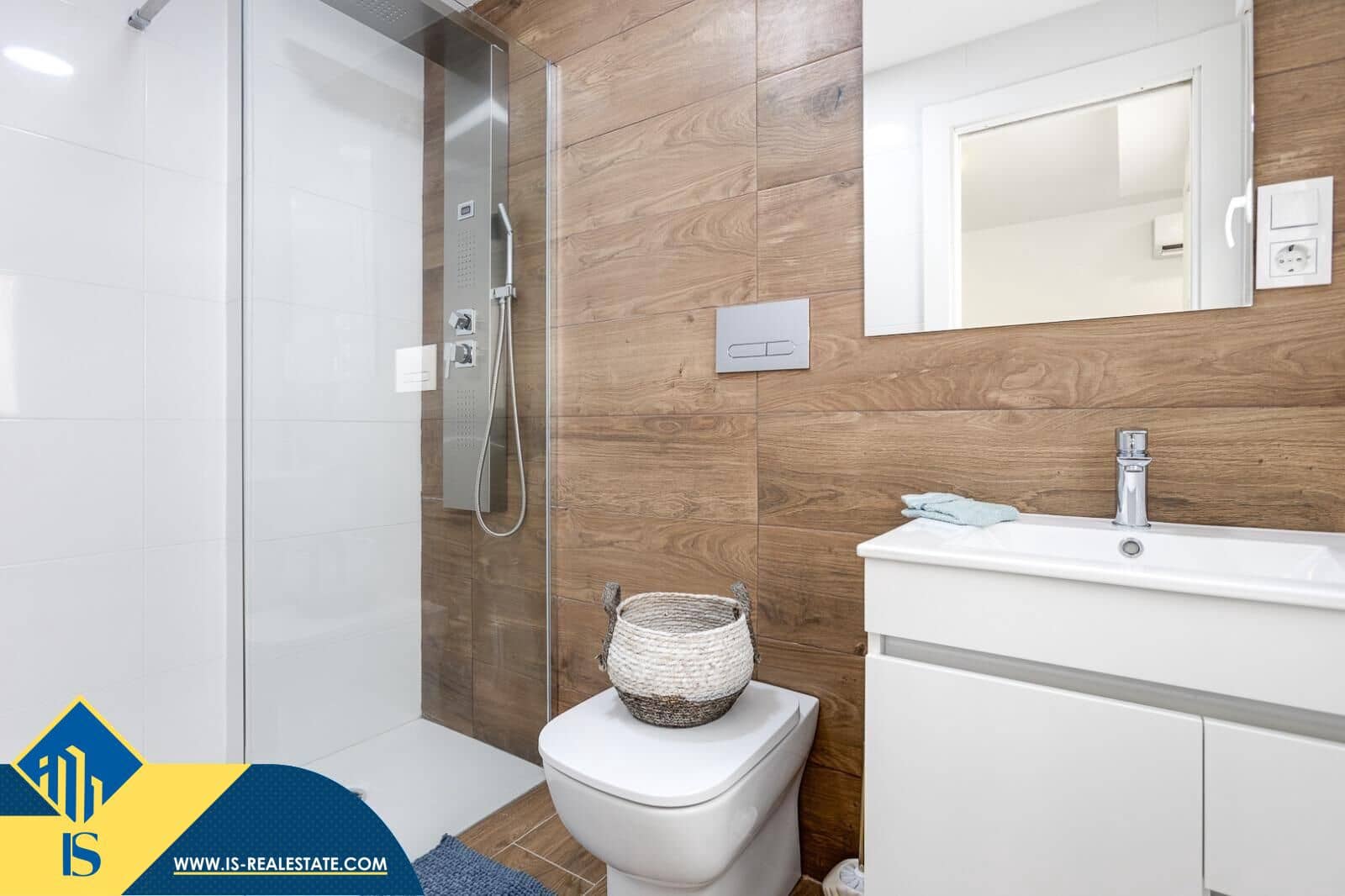 2 quarto Apartamento para venda em Torrevieja com piscina - 194 900 € (Ref: 9483533)