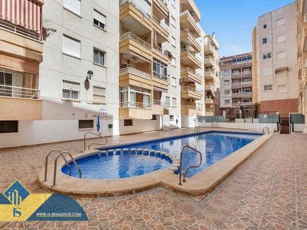 1 soverom Leilighet til salgs i Torrevieja med svømmebasseng - € 89 900 (Ref: 9502406)