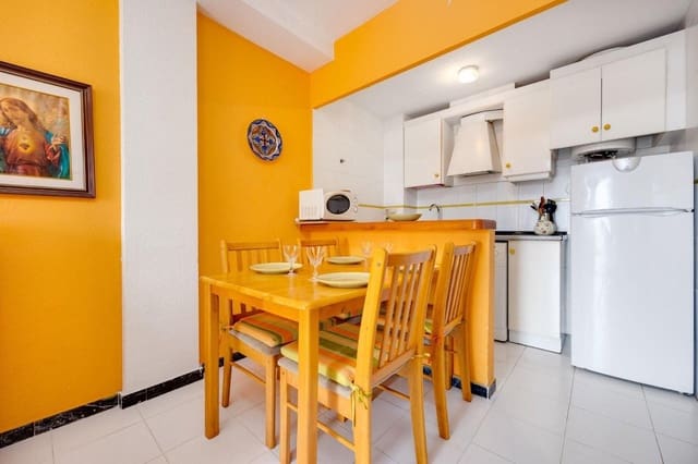 2 sovrum Takvåning till salu i San Luis, Torrevieja - 89 900 € (Ref: 9504334)