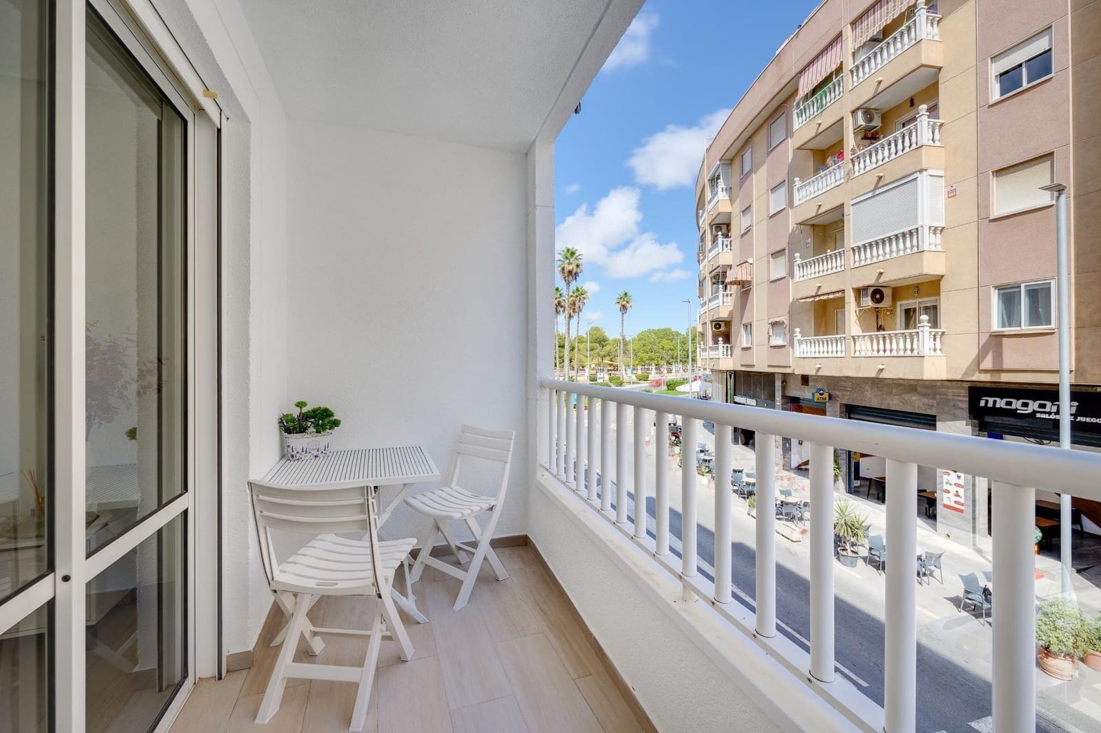 1 soverom Leilighet til salgs i Torrevieja med svømmebasseng - € 126 000 (Ref: 9508918)