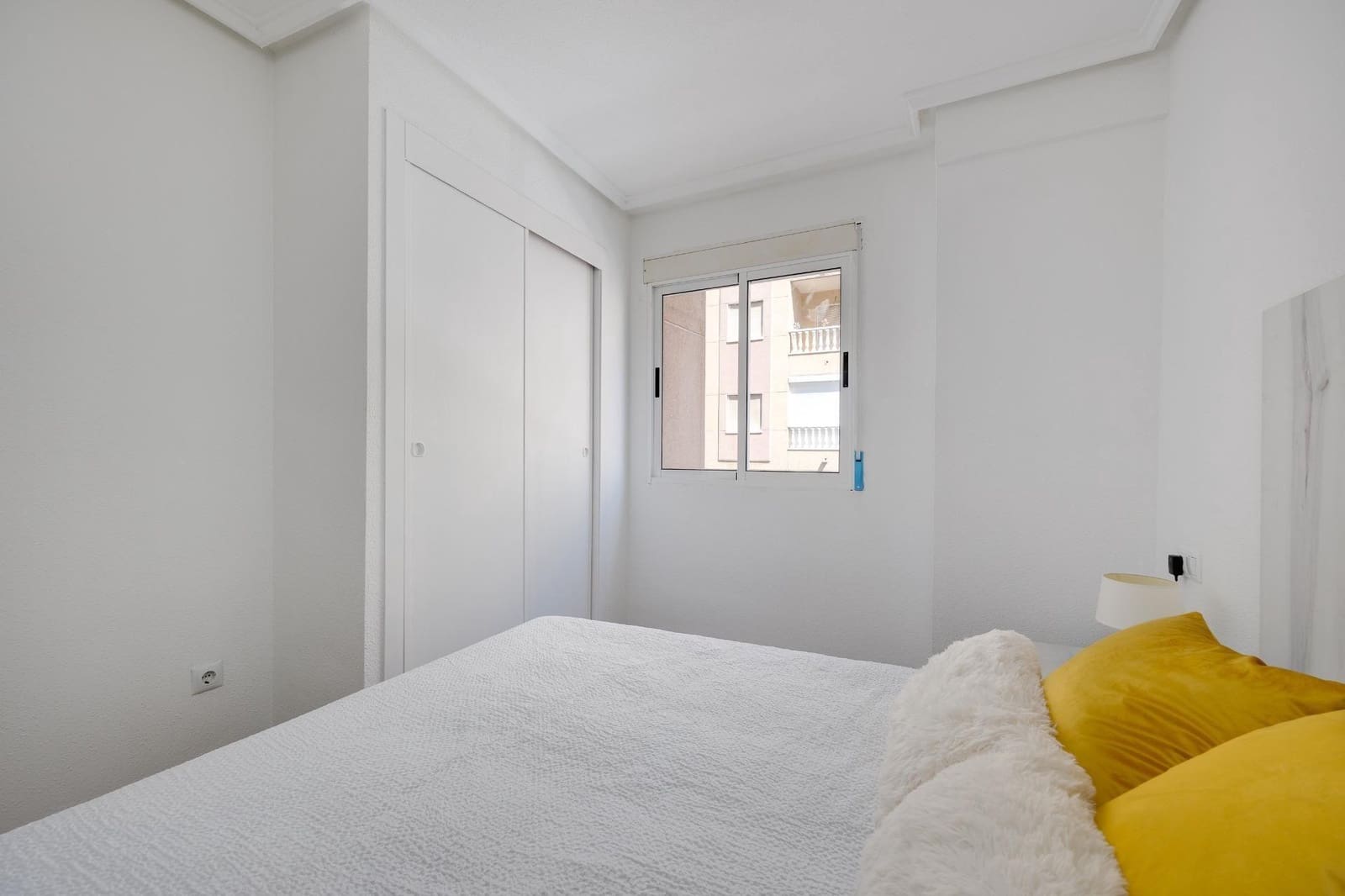 1 soverom Leilighet til salgs i Torrevieja med svømmebasseng - € 126 000 (Ref: 9508918)