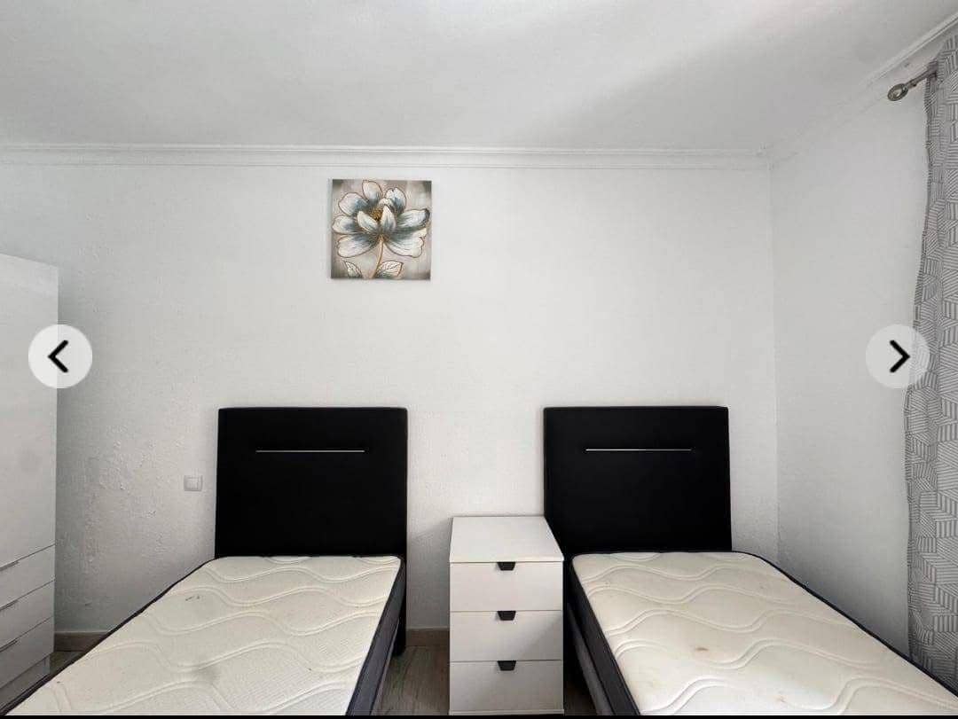 Apartamento de 2 habitaciones en Torrevieja en venta - 105.000 € (Ref: 9508919)