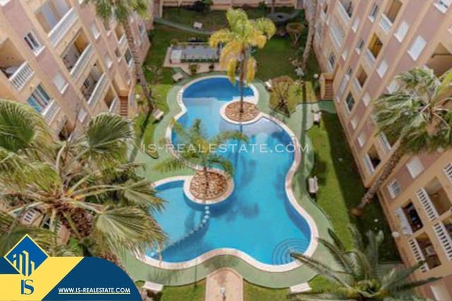 3 makuuhuone Huoneisto myytävänä paikassa Centro, Torrevieja mukana uima-altaan 
autotalli - 173 500 € (Ref: 9513452)