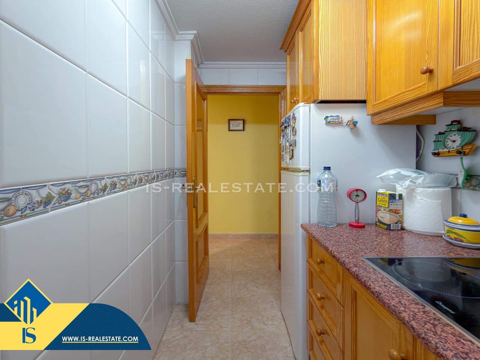 3 makuuhuone Huoneisto myytävänä paikassa Torrevieja mukana uima-altaan 
autotalli - 173 500 € (Ref: 9513452)