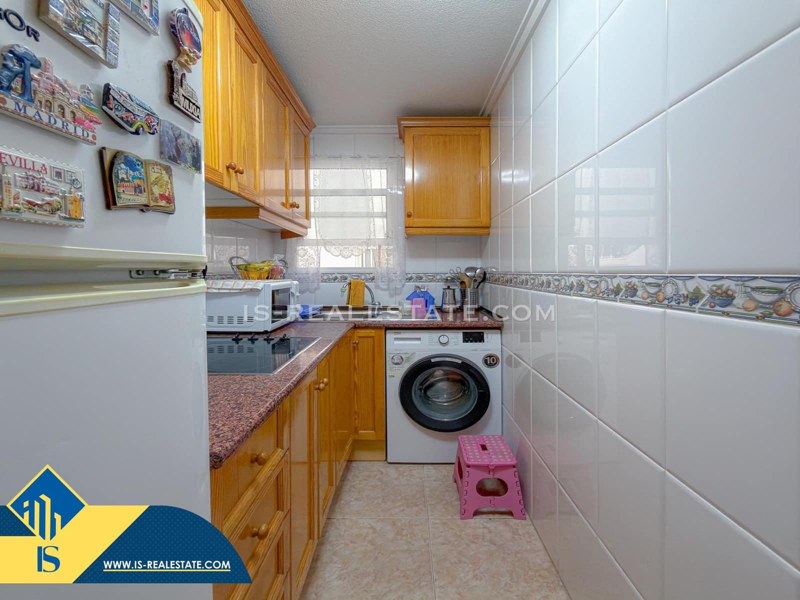 3 makuuhuone Huoneisto myytävänä paikassa Torrevieja mukana uima-altaan 
autotalli - 173 500 € (Ref: 9513452)