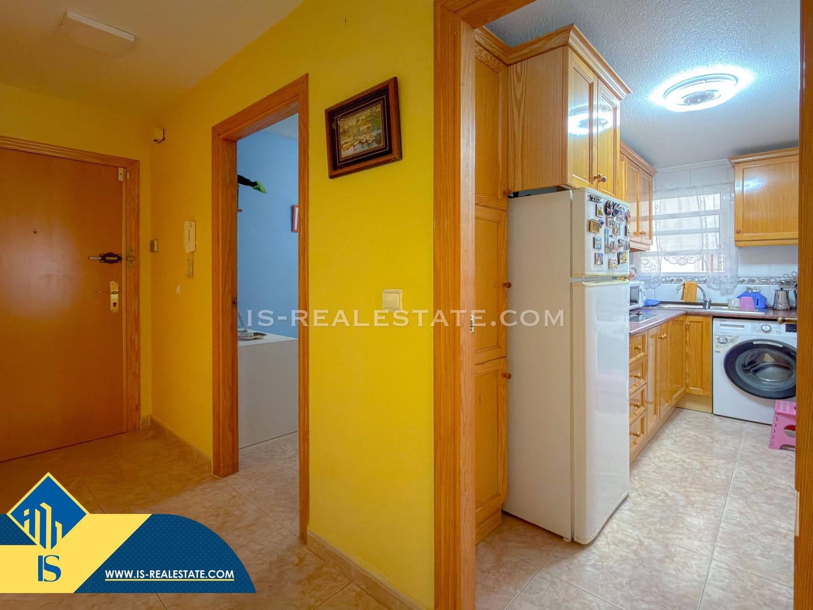 3 makuuhuone Huoneisto myytävänä paikassa Torrevieja mukana uima-altaan 
autotalli - 173 500 € (Ref: 9513452)