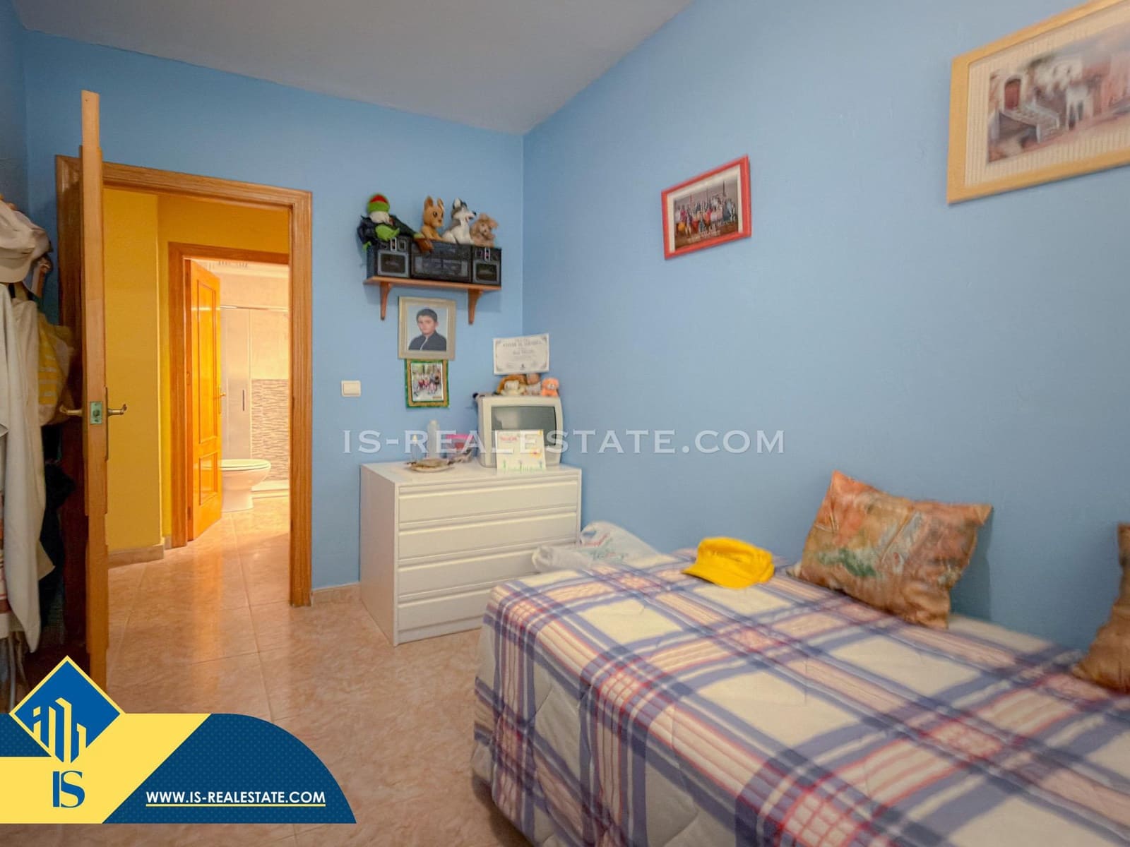 3 makuuhuone Huoneisto myytävänä paikassa Torrevieja mukana uima-altaan 
autotalli - 173 500 € (Ref: 9513452)