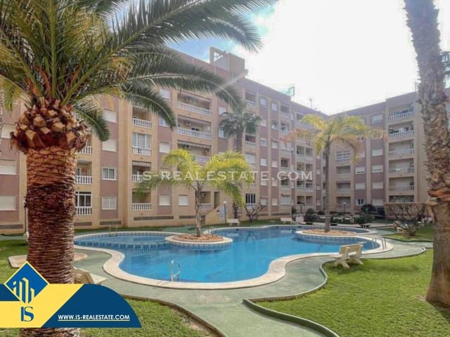 3 makuuhuone Huoneisto myytävänä paikassa Centro, Torrevieja mukana uima-altaan 
autotalli - 173 500 € (Ref: 9513452)