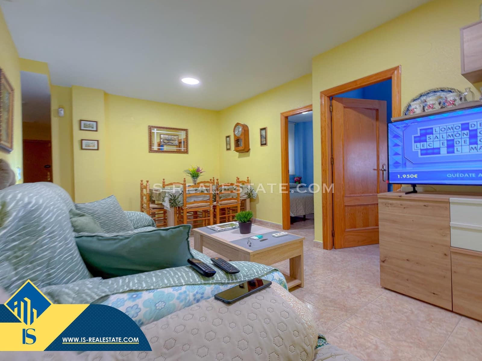 3 makuuhuone Huoneisto myytävänä paikassa Torrevieja mukana uima-altaan 
autotalli - 173 500 € (Ref: 9513452)