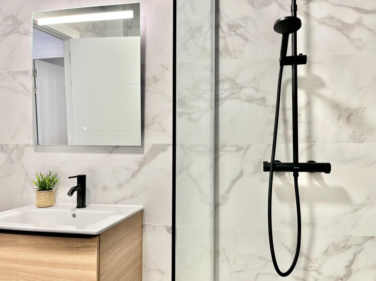 Apartamento de 3 habitaciones en Torrevieja en venta - 249.900 € (Ref: 9521349)