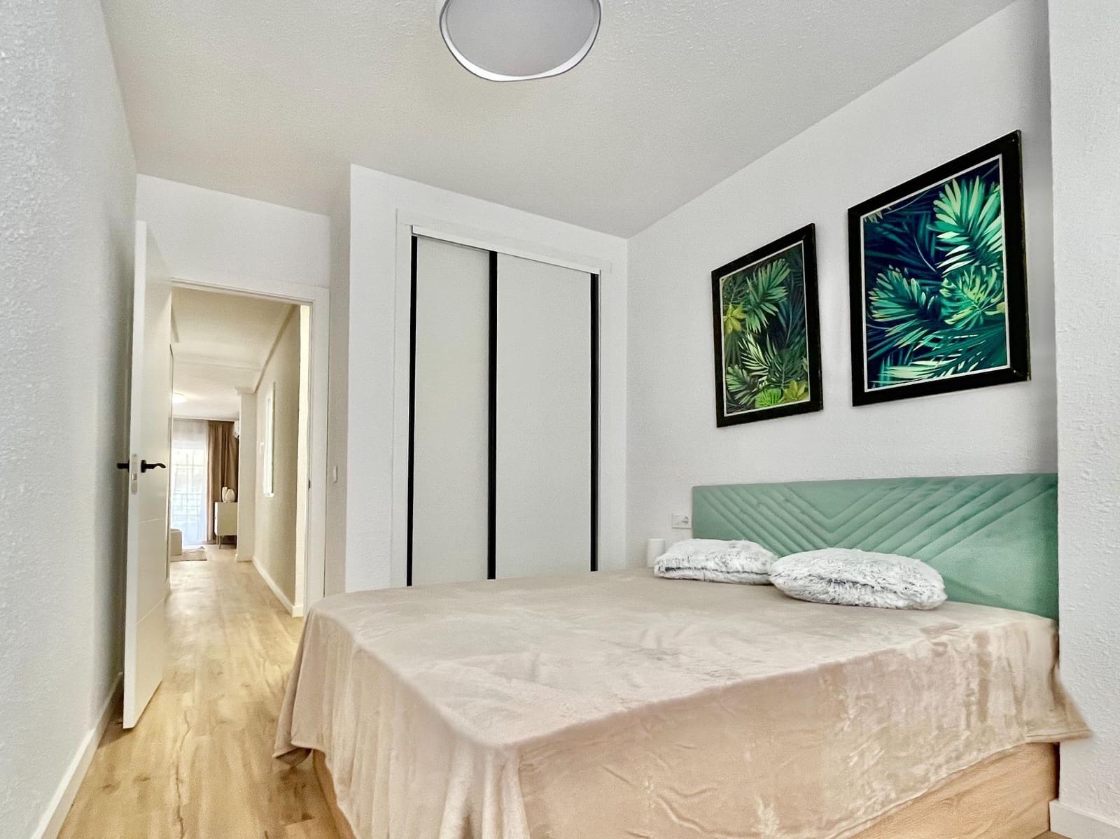 Apartamento de 3 habitaciones en Torrevieja en venta - 249.900 € (Ref: 9521349)