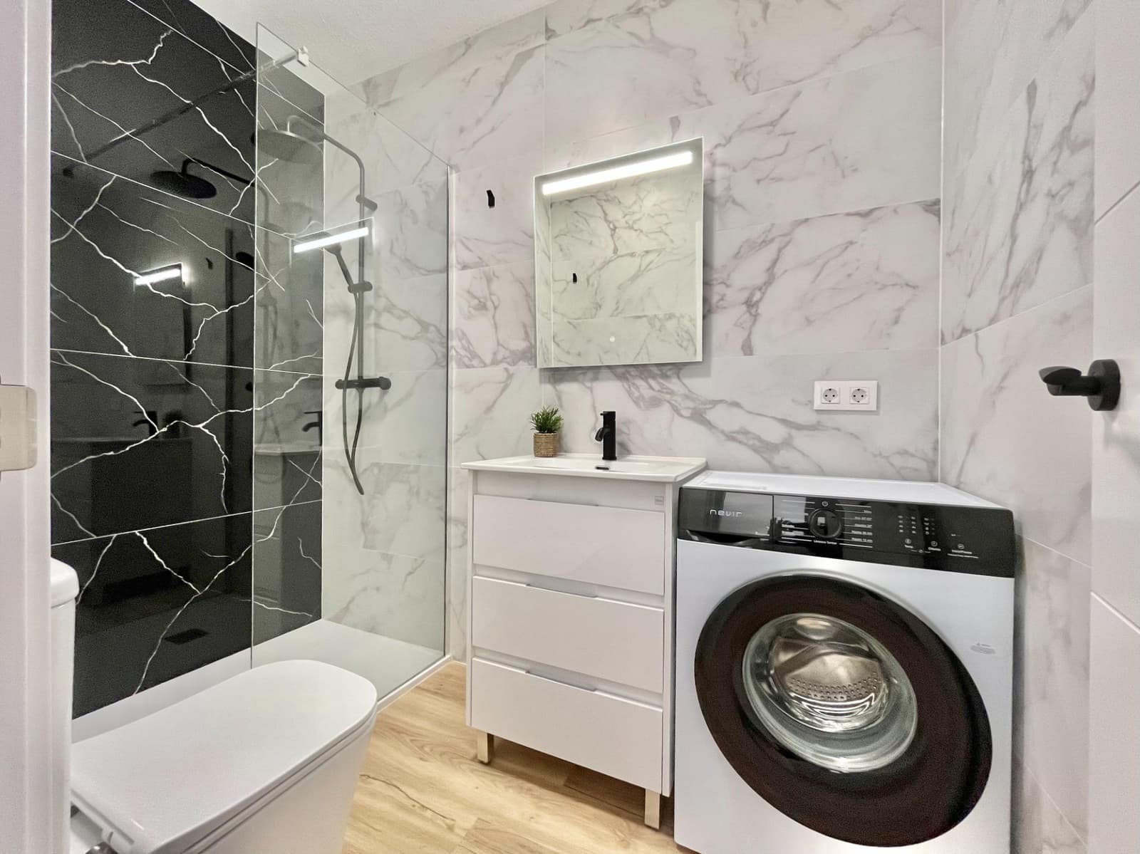 Apartamento de 3 habitaciones en Torrevieja en venta - 249.900 € (Ref: 9521349)