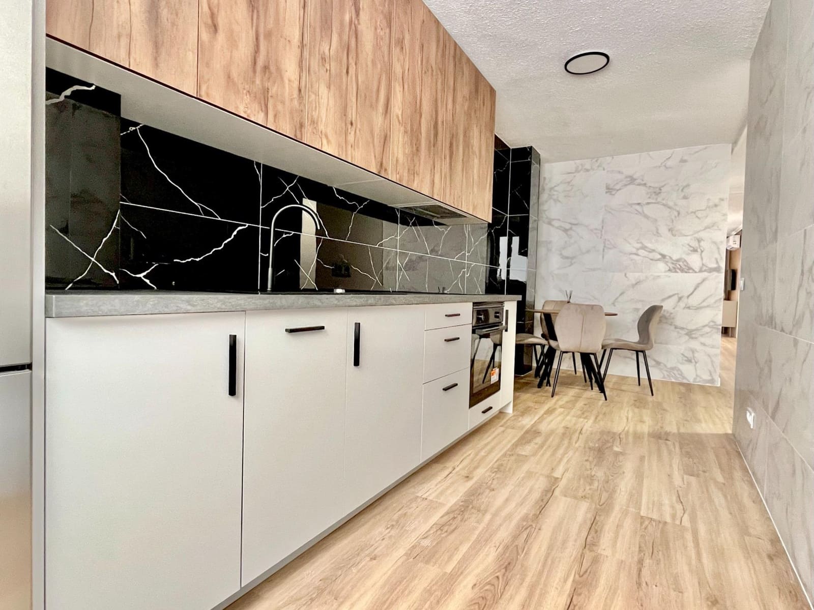 Apartamento de 3 habitaciones en Torrevieja en venta - 249.900 € (Ref: 9521349)