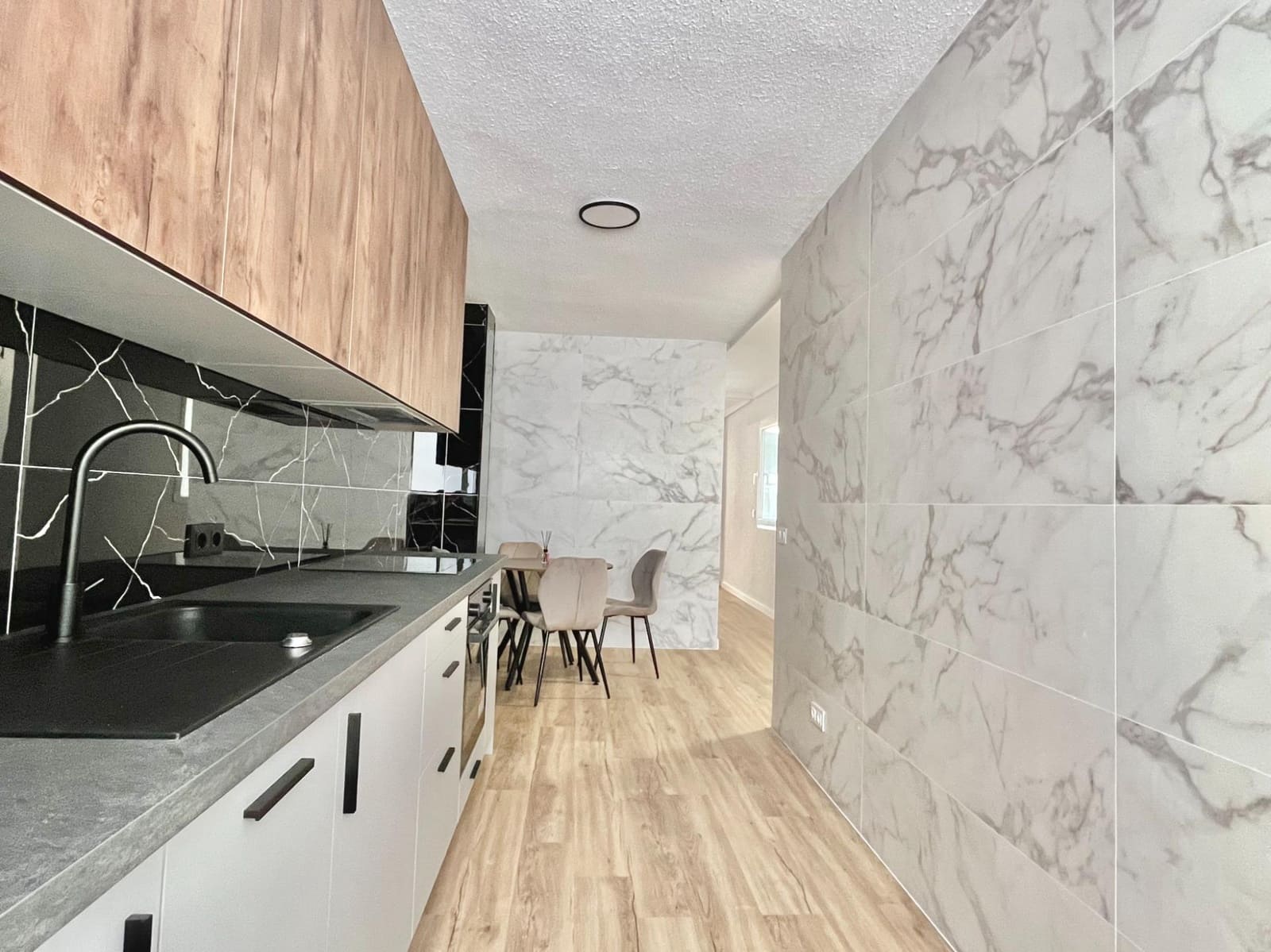 Apartamento de 3 habitaciones en Torrevieja en venta - 249.900 € (Ref: 9521349)