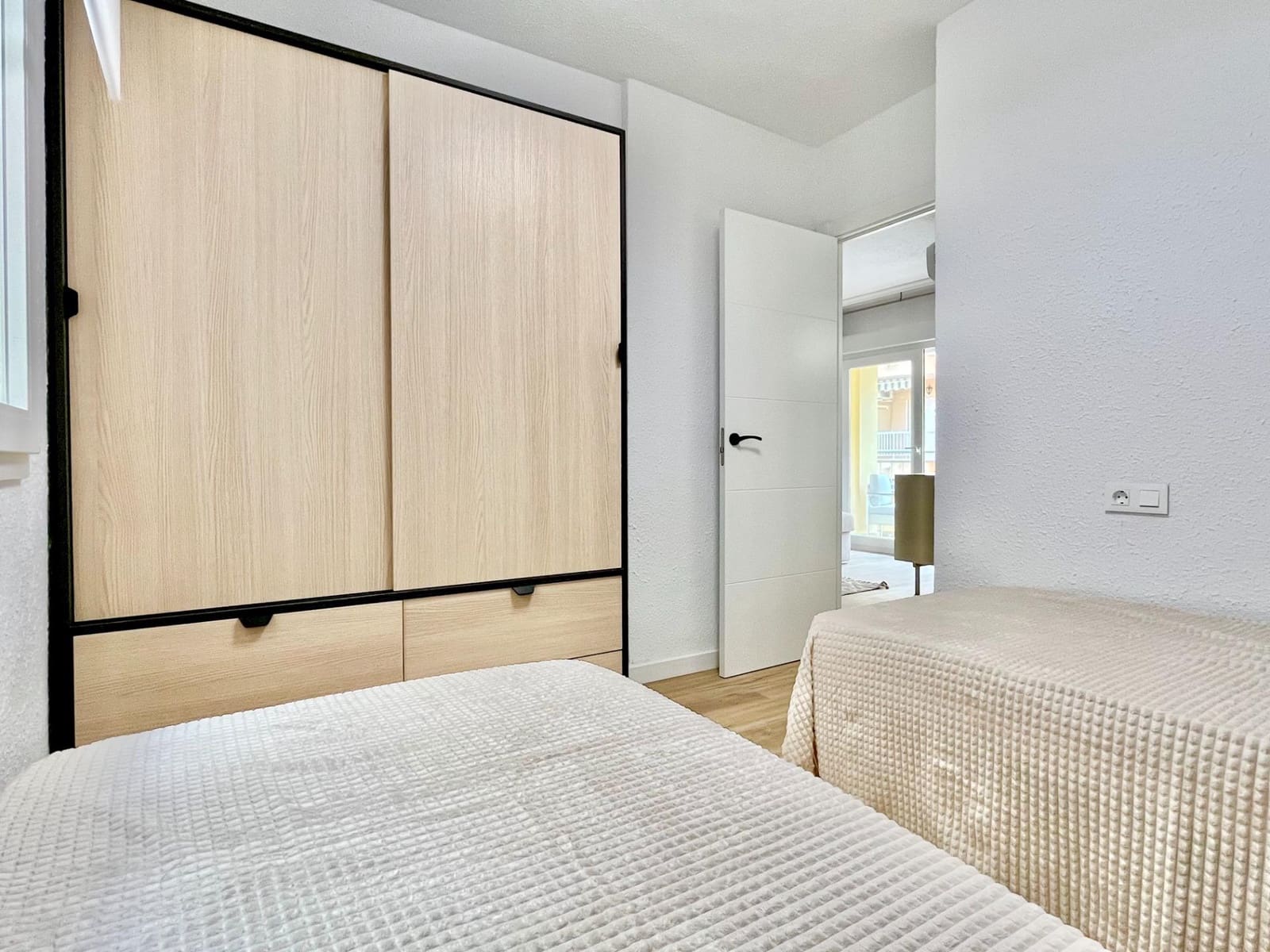 Apartamento de 3 habitaciones en Torrevieja en venta - 249.900 € (Ref: 9521349)