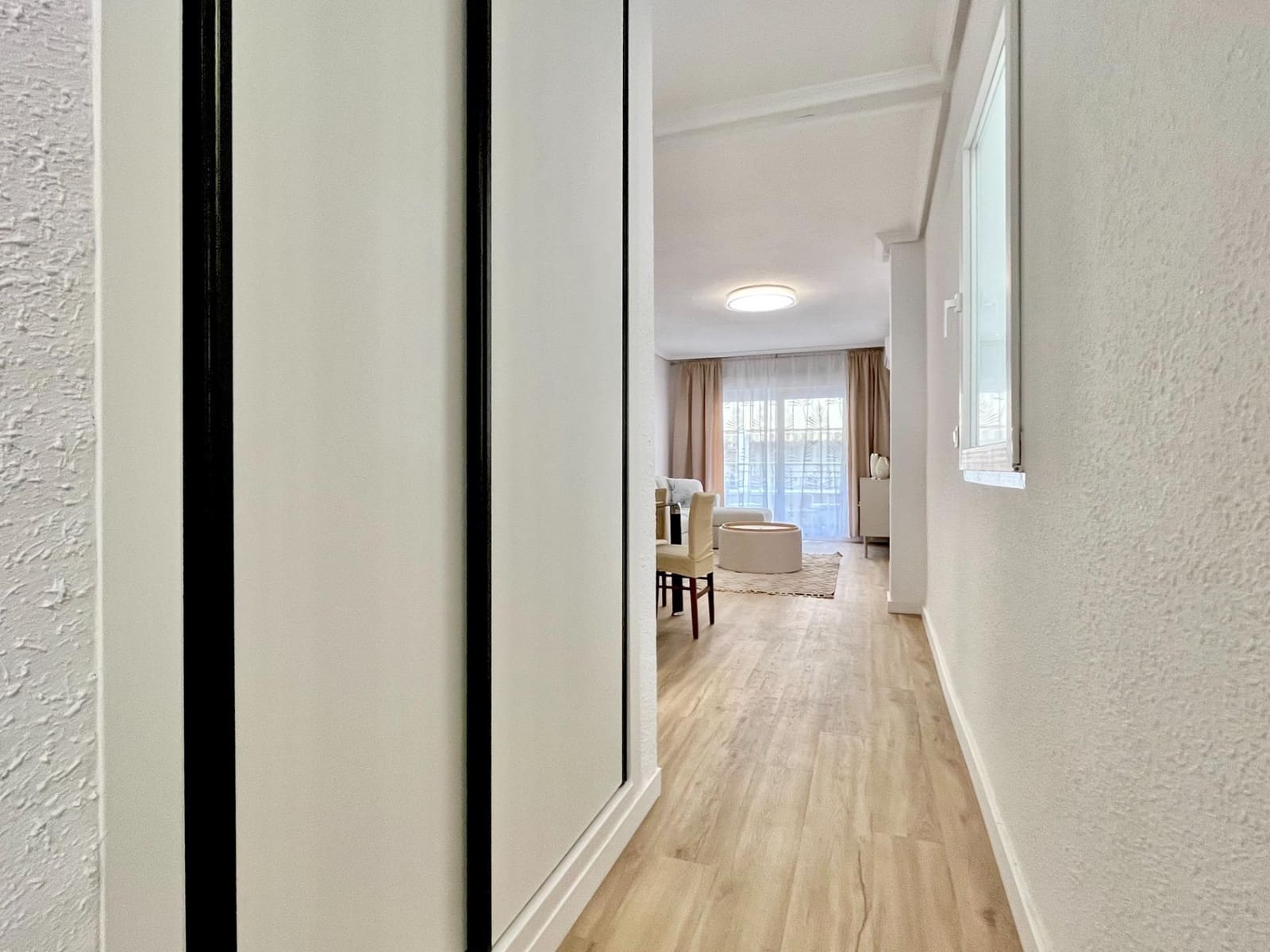 Apartamento de 3 habitaciones en Torrevieja en venta - 249.900 € (Ref: 9521349)