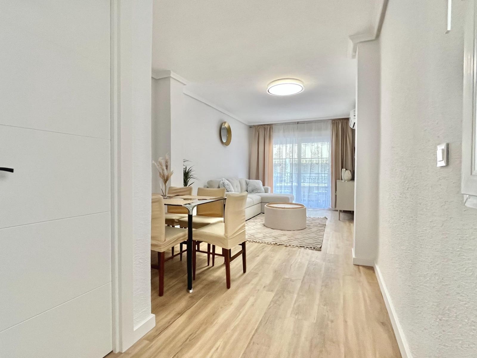 Apartamento de 3 habitaciones en Torrevieja en venta - 249.900 € (Ref: 9521349)