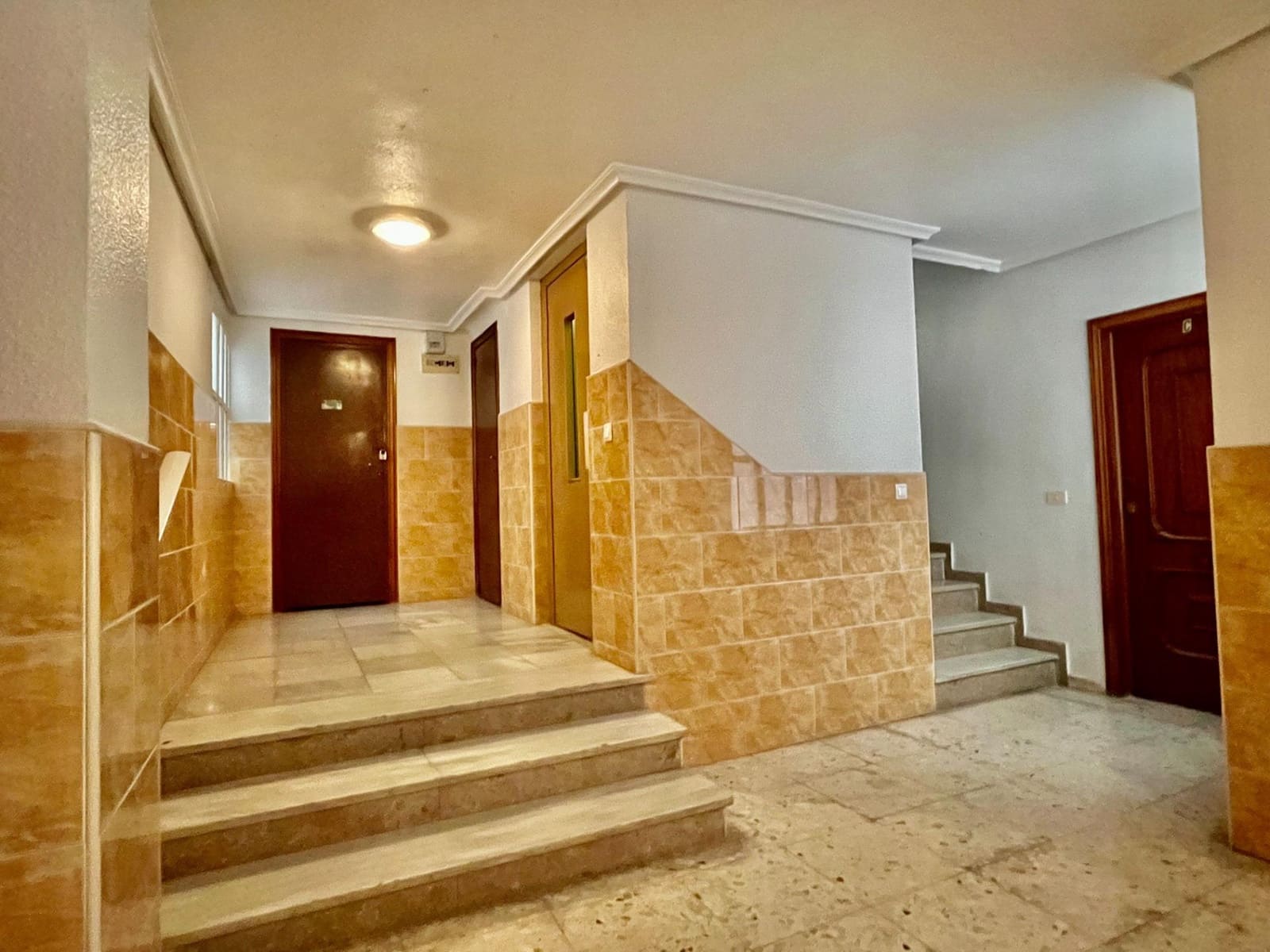 Apartamento de 3 habitaciones en Torrevieja en venta - 249.900 € (Ref: 9521349)