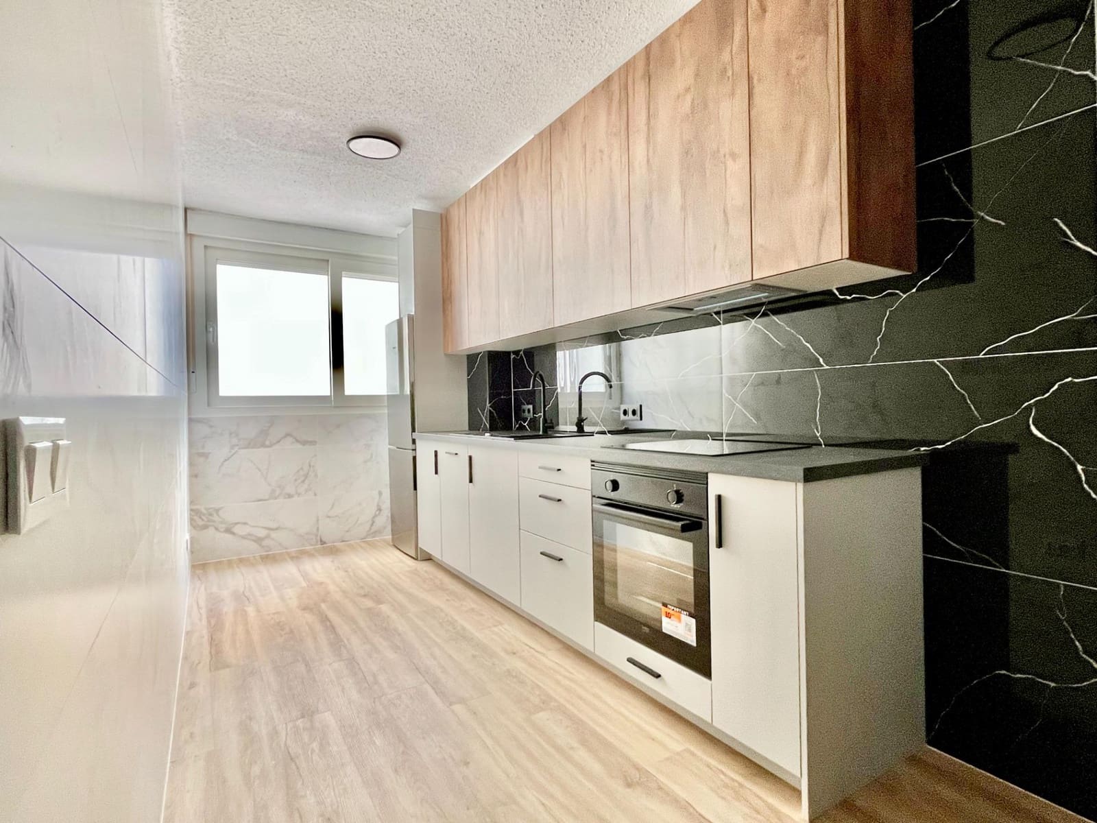 Apartamento de 3 habitaciones en Torrevieja en venta - 249.900 € (Ref: 9521349)