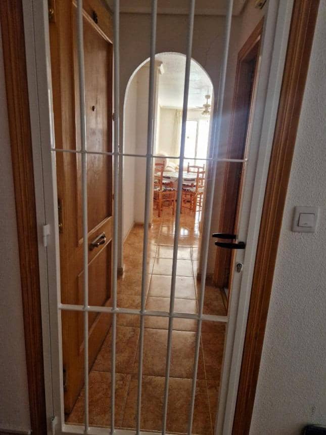 2 soverom Leilighet til salgs i Torrevieja med svømmebasseng - € 129 850 (Ref: 9521351)