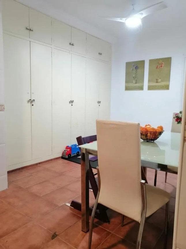 4 sypialnia Apartament na sprzedaż w Miasto Alicante / Alacant - 184 000 € (Ref: 9521353)