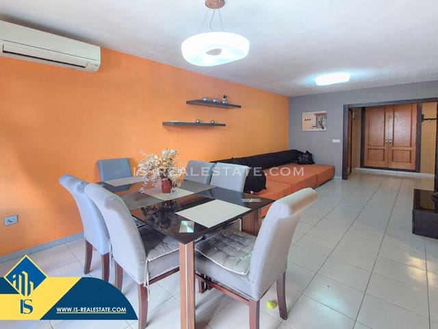 Apartamento de 3 habitaciones en Centro, Torrevieja en venta con piscina - 159.900 € (Ref: 9521354)