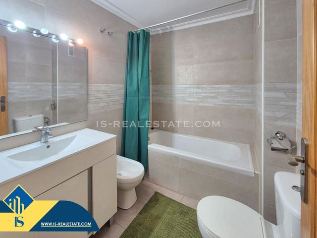 Apartamento de 3 habitaciones en Centro, Torrevieja en venta con piscina - 159.900 € (Ref: 9521354)