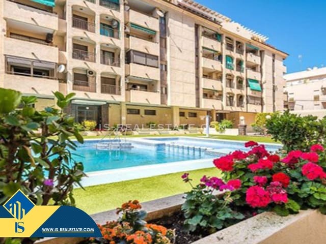 Apartamento de 3 habitaciones en Centro, Torrevieja en venta con piscina - 159.900 € (Ref: 9521354)