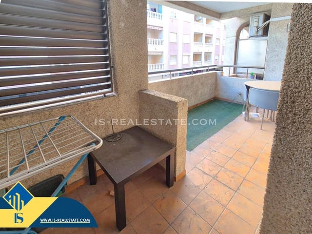 Apartamento de 3 habitaciones en Centro, Torrevieja en venta con piscina - 159.900 € (Ref: 9521354)
