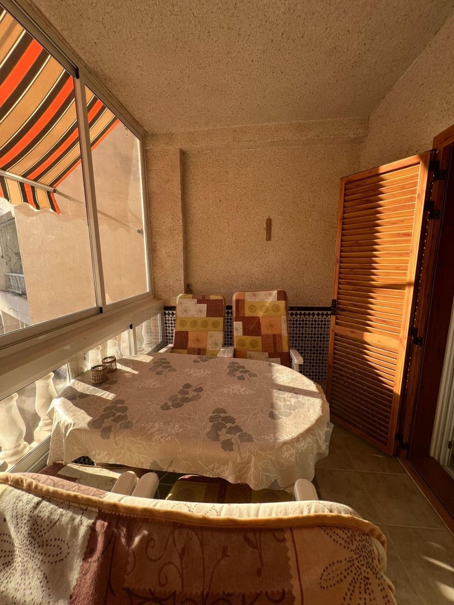 2 soverom Leilighet til salgs i Torrevieja med svømmebasseng - € 220 000 (Ref: 9524350)