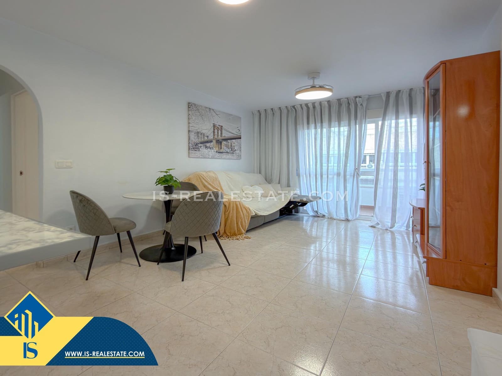 1 bedroom Apartment for sale in Torrevieja with pool - € 139,900 (Ref: 9527745)
