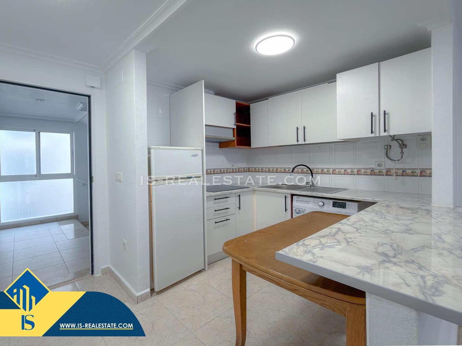 1 bedroom Apartment for sale in Torrevieja with pool - € 139,900 (Ref: 9527745)