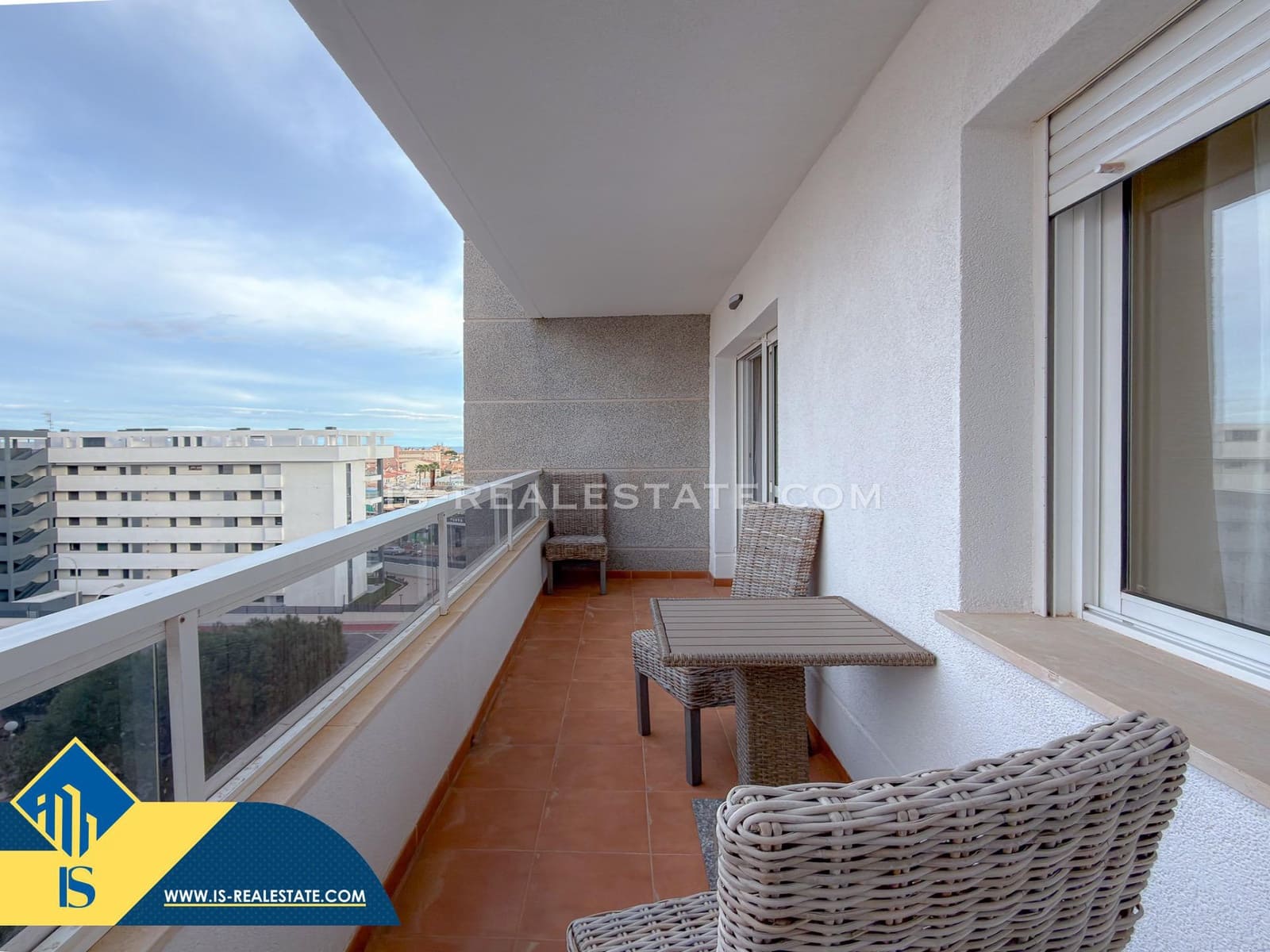 1 bedroom Apartment for sale in Torrevieja with pool - € 139,900 (Ref: 9527745)