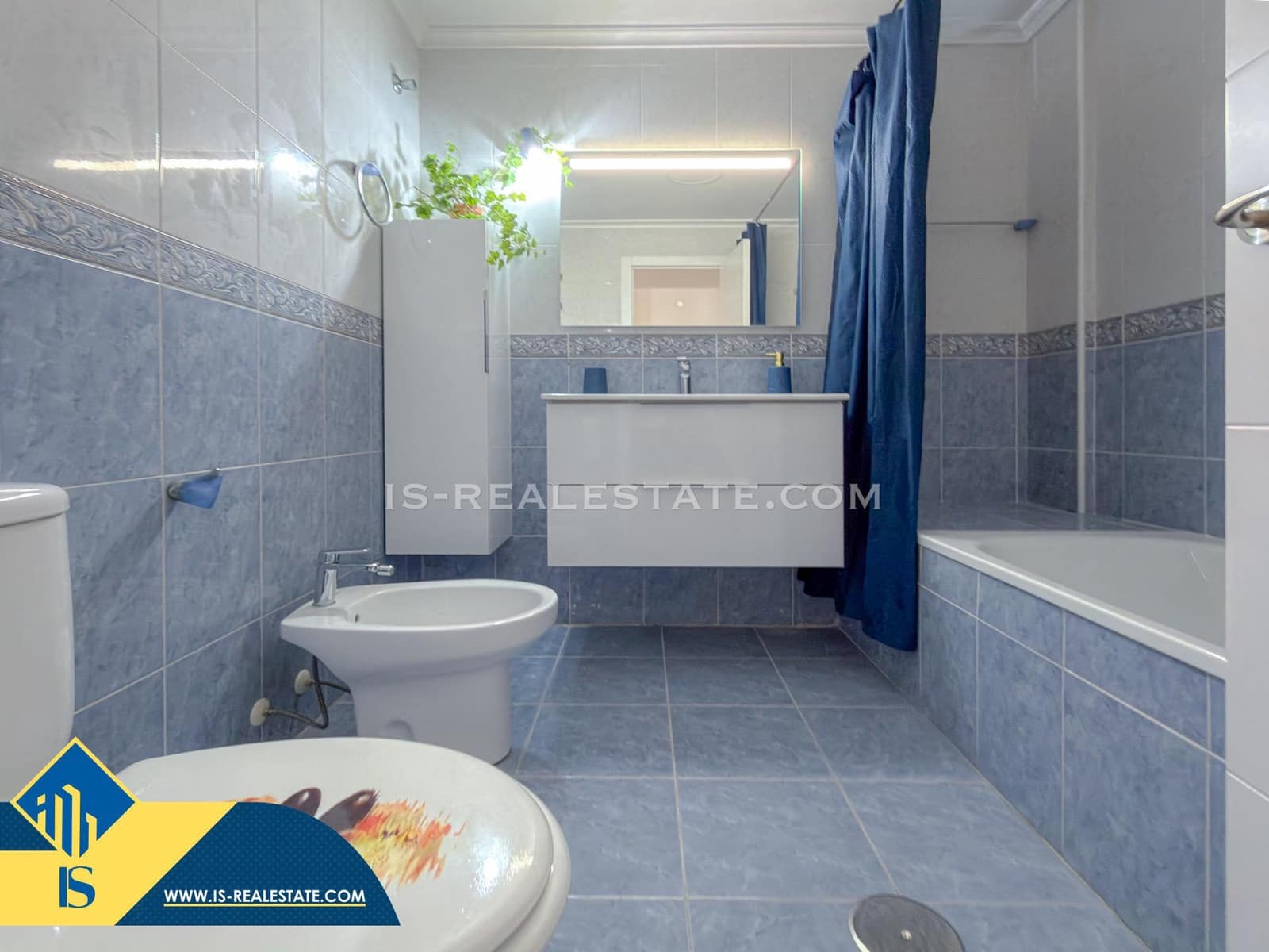 1 bedroom Apartment for sale in Torrevieja with pool - € 139,900 (Ref: 9527745)