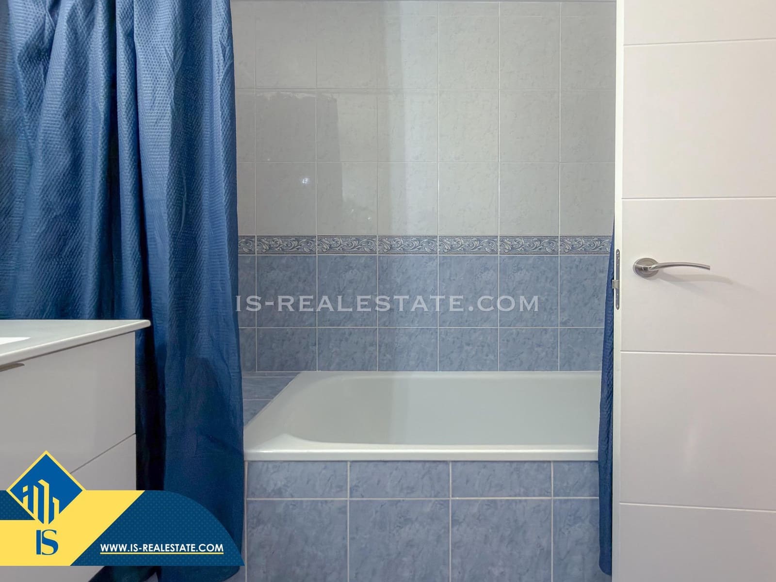 1 bedroom Apartment for sale in Torrevieja with pool - € 139,900 (Ref: 9527745)