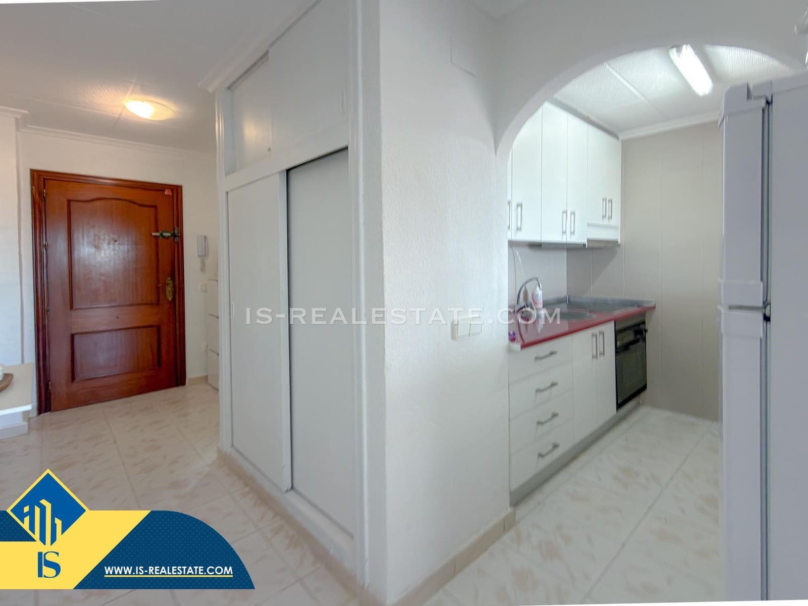 1 bedroom Apartment for sale in Torrevieja - € 124,900 (Ref: 9527747)