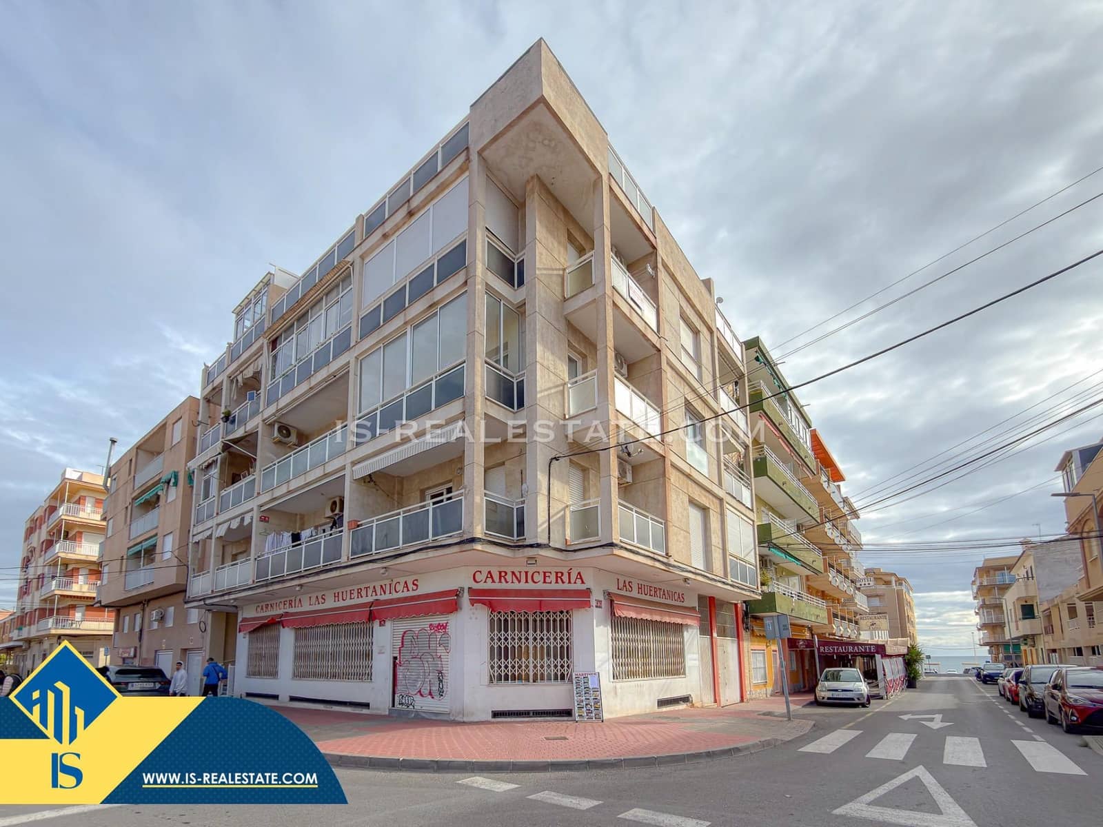1 bedroom Apartment for sale in Torrevieja - € 124,900 (Ref: 9527747)