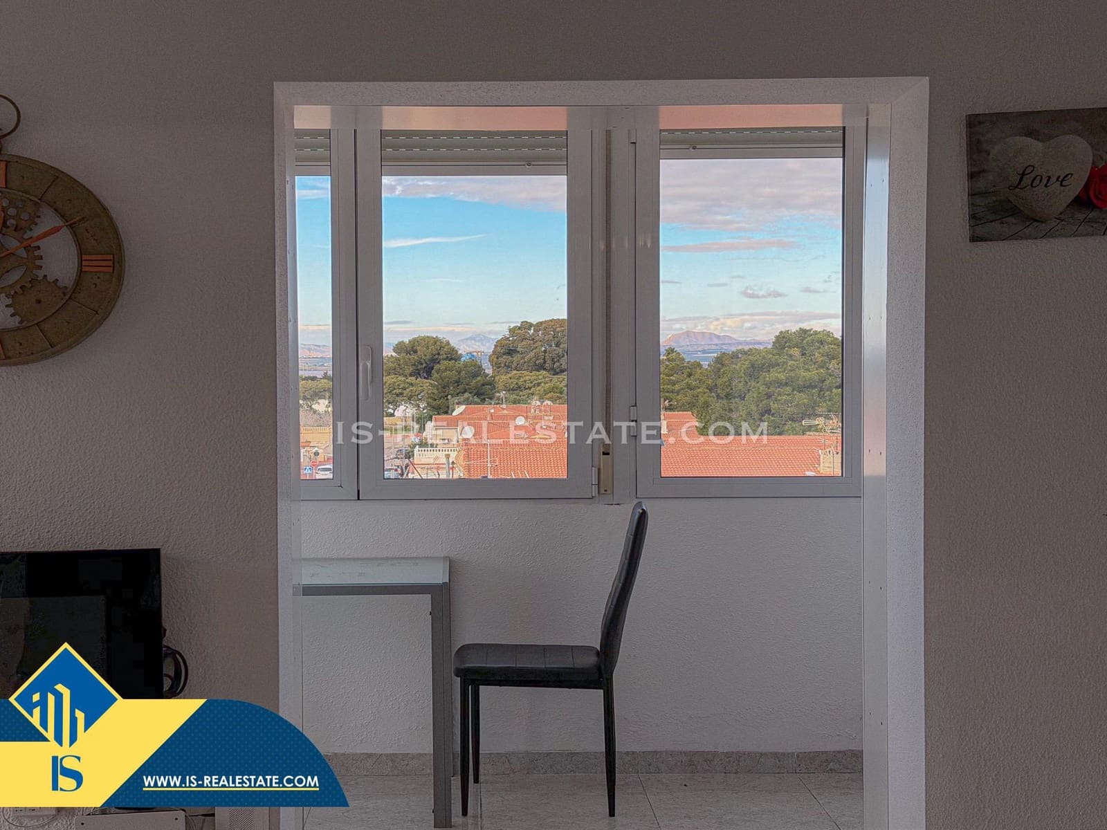 1 bedroom Apartment for sale in Torrevieja - € 124,900 (Ref: 9527747)