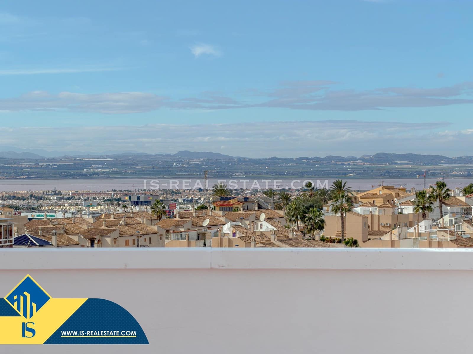 2 soveværelse Penthouse til salg i Torrevieja med swimmingpool garage - € 189.900 (Ref: 9527748)