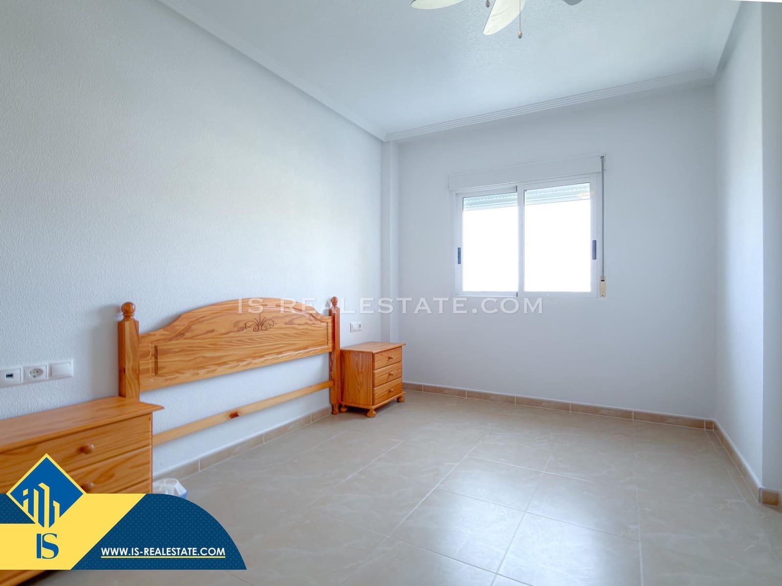 2 soveværelse Penthouse til salg i Torrevieja med swimmingpool garage - € 189.900 (Ref: 9527748)