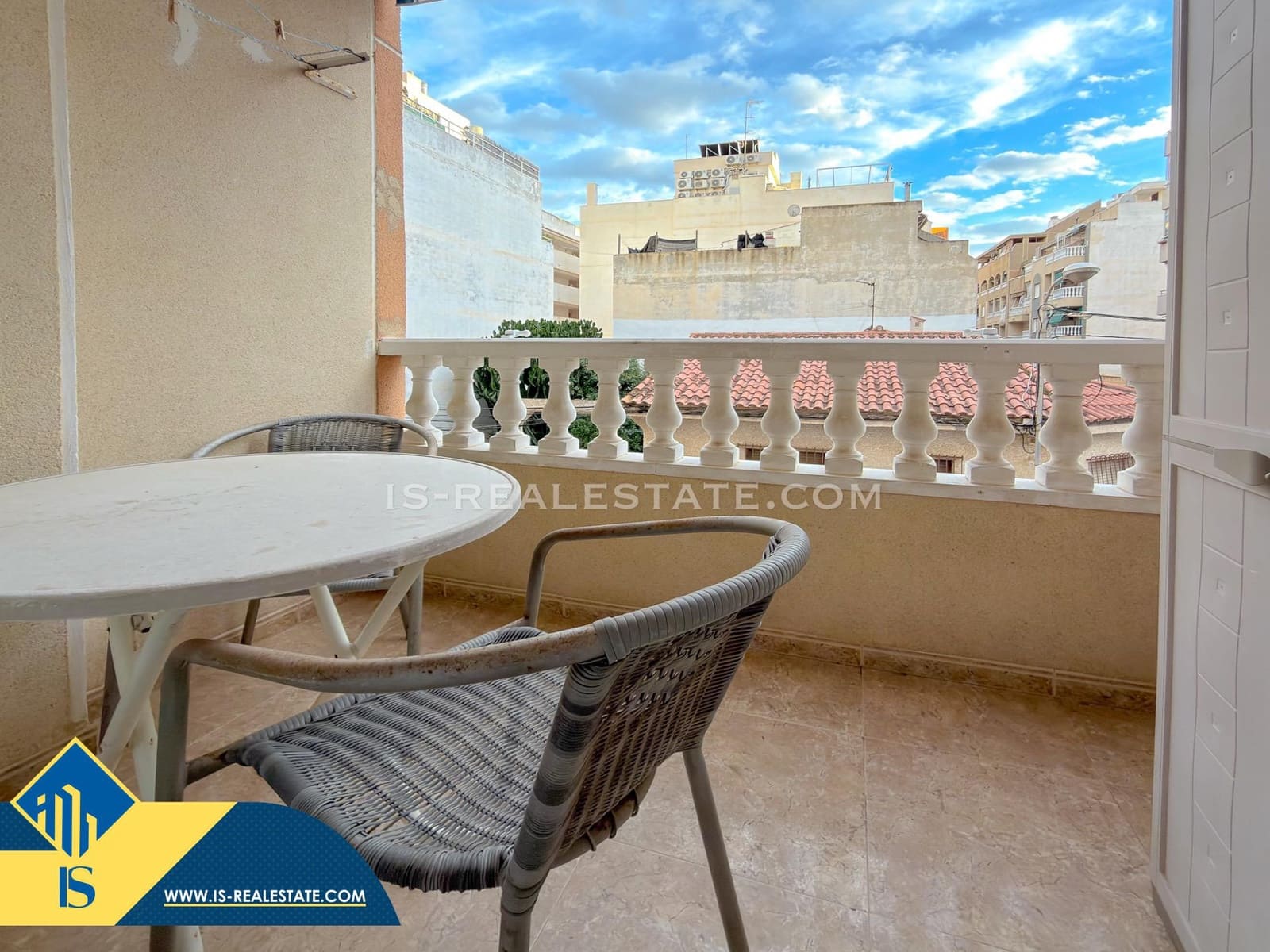2 soverom Leilighet til salgs i Torrevieja med garasje - € 139 900 (Ref: 9530623)