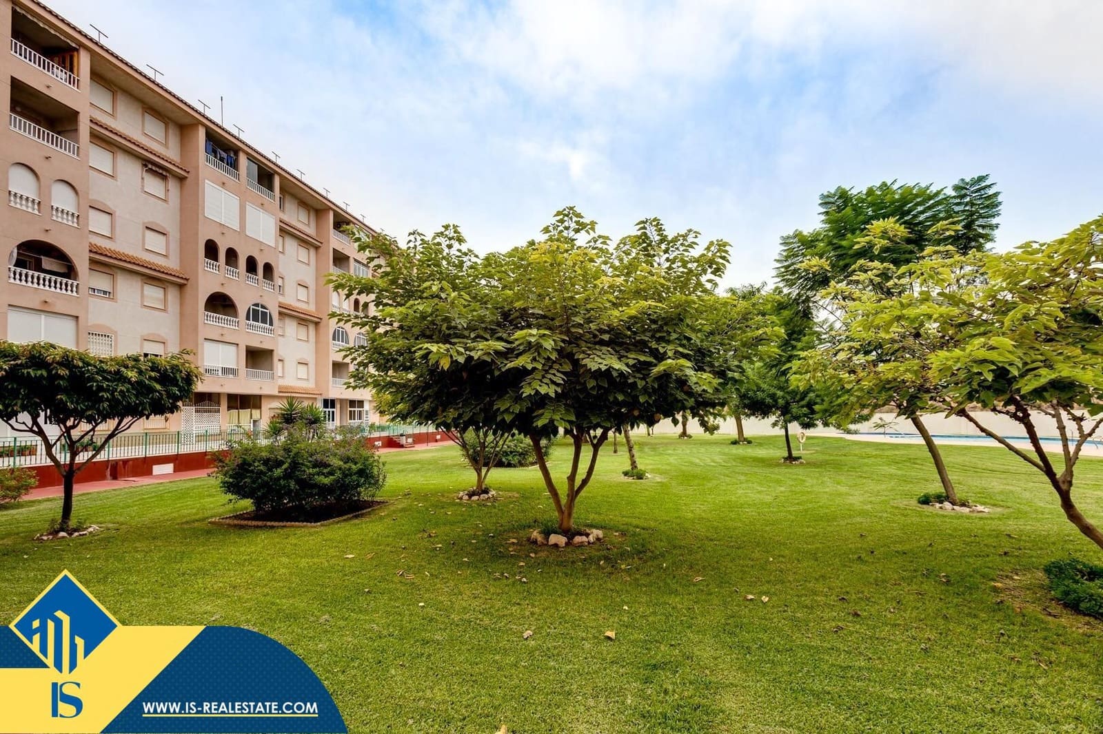 2 soverom Leilighet til salgs i Torrevieja med svømmebasseng - € 123 500 (Ref: 9530624)