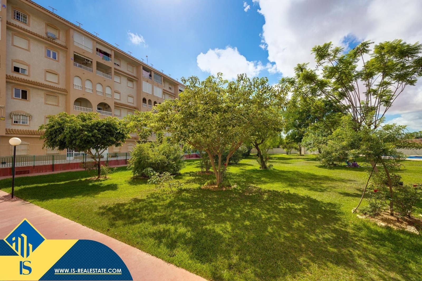 2 soverom Leilighet til salgs i Torrevieja med svømmebasseng - € 123 500 (Ref: 9530624)