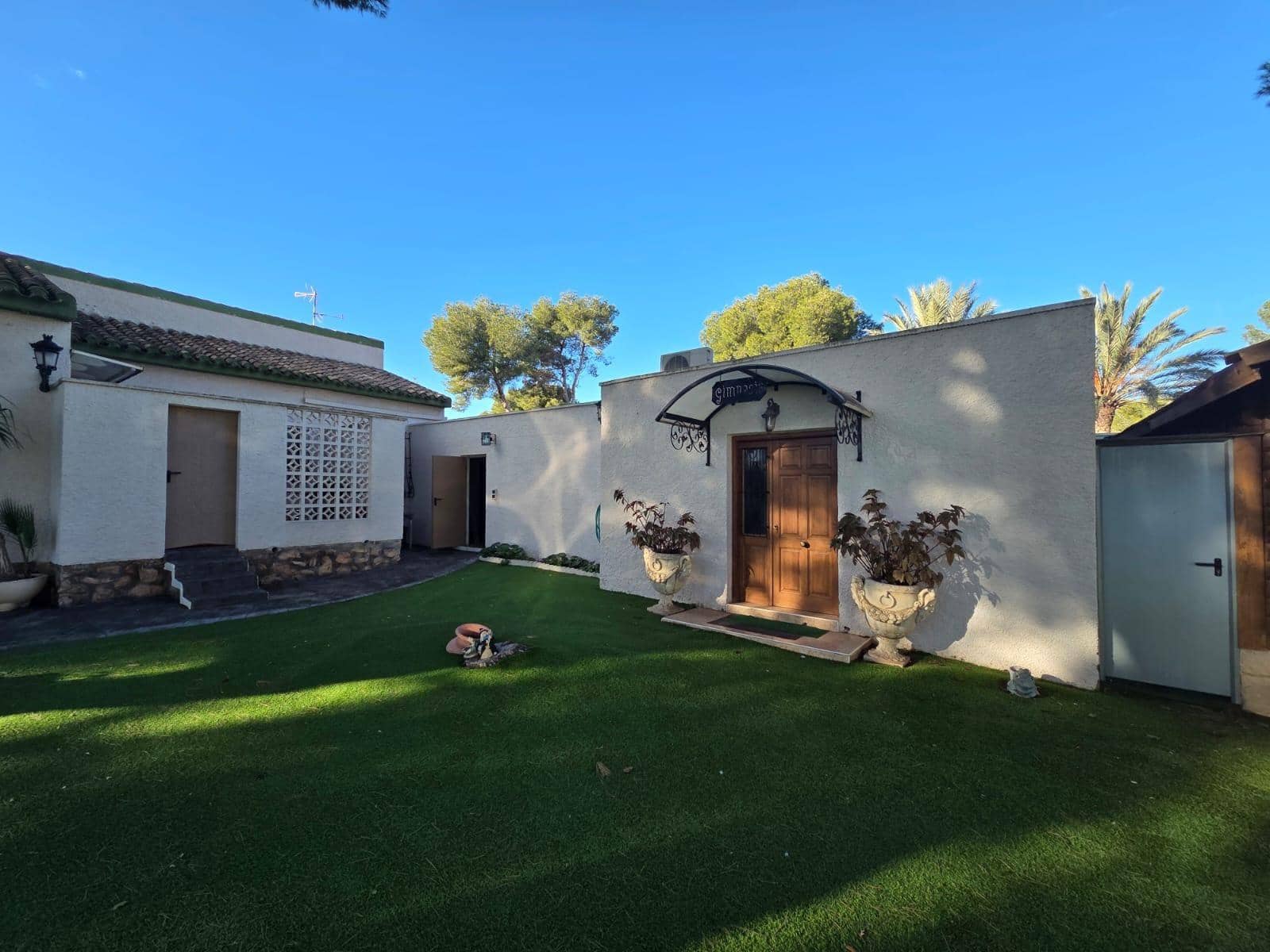 Chalet de 3 habitaciones en Orihuela Costa en venta - 950.000 € (Ref: 9530625)