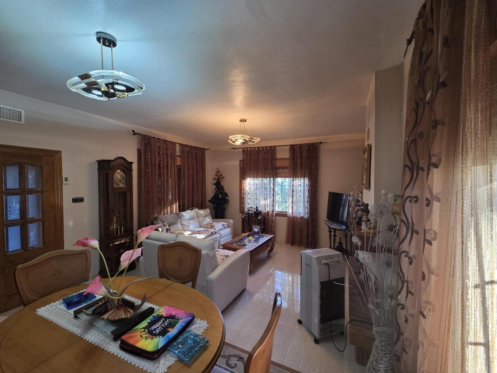 Chalet de 3 habitaciones en Orihuela Costa en venta - 950.000 € (Ref: 9530625)