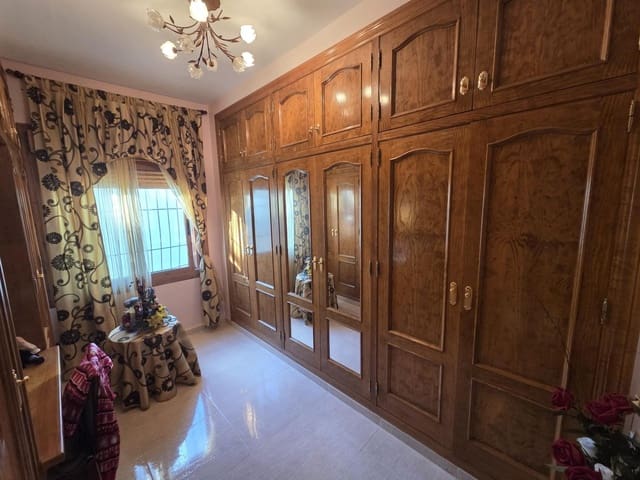 Chalet de 3 habitaciones en Orihuela Costa, Orihuela en venta - 950.000 € (Ref: 9530625)