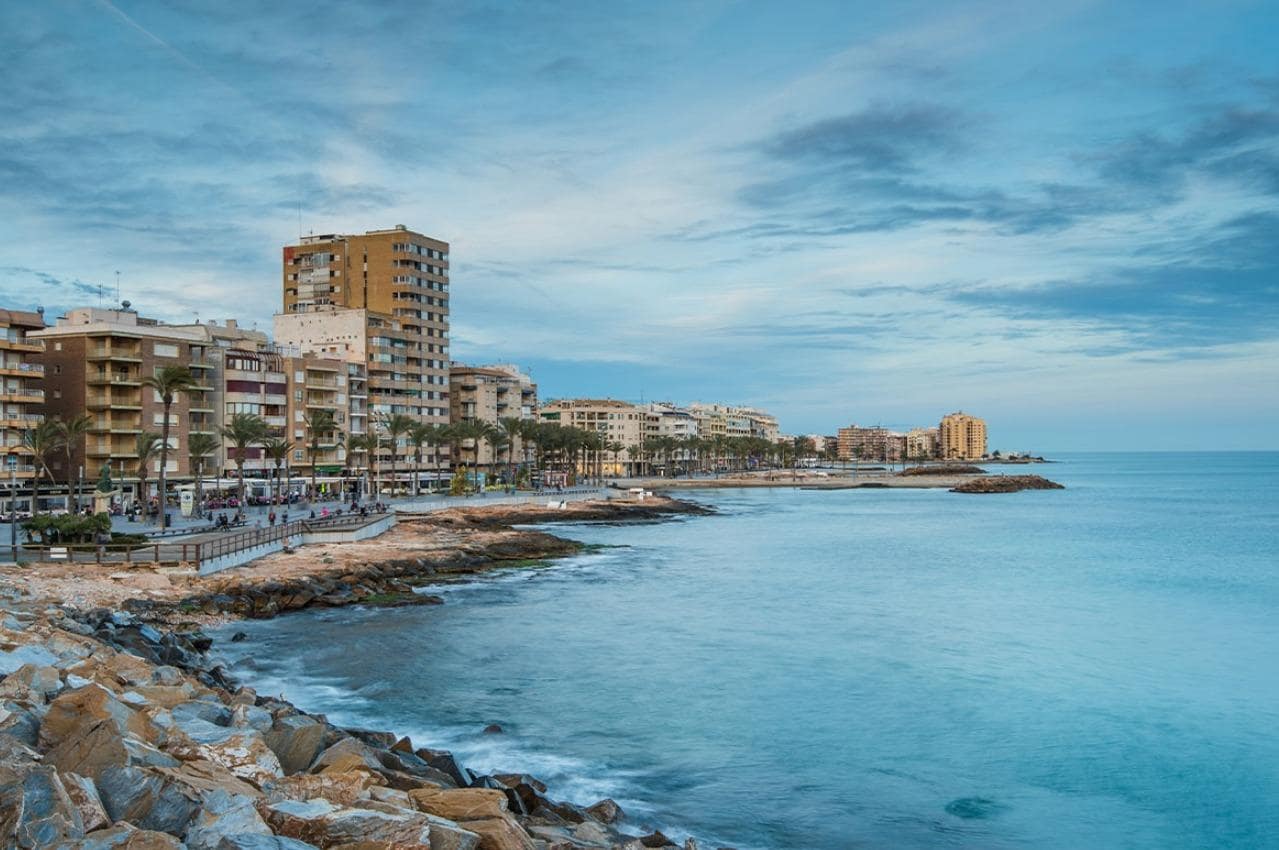 Apartamento de 3 habitaciones en Torrevieja en venta - 229.000 € (Ref: 9533815)