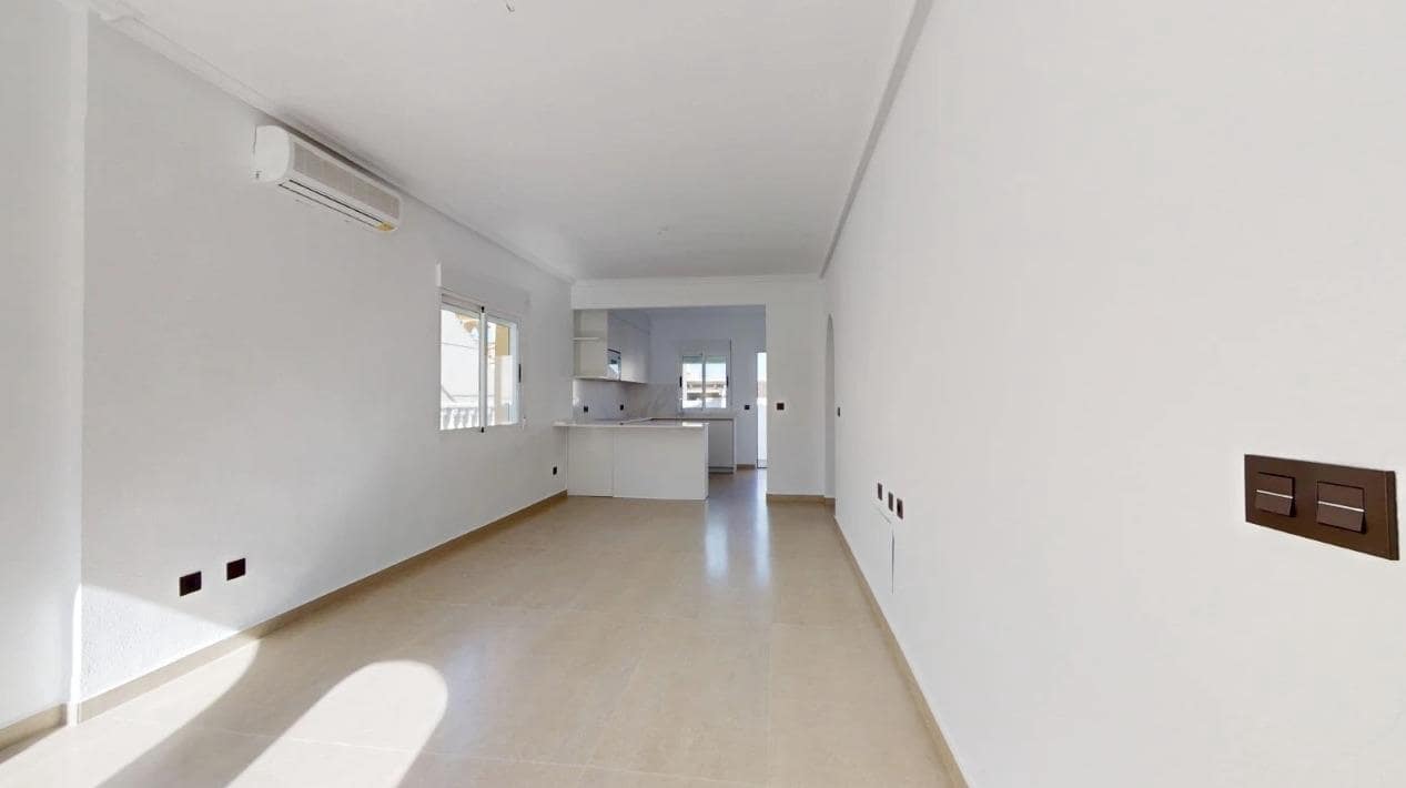 Chalet de 2 habitaciones en Algorfa en venta con piscina garaje - 242.900 € (Ref: 9535997)